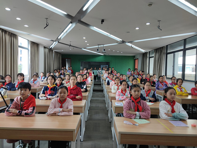 733d77be817d4940a52273cda8700ad8.jpg