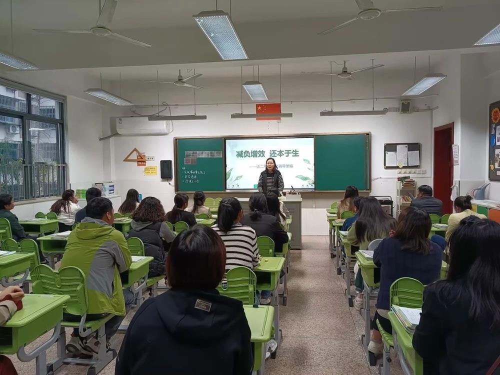 dce4a9d2ee8b4bdea2e17799bc1cea86.jpg