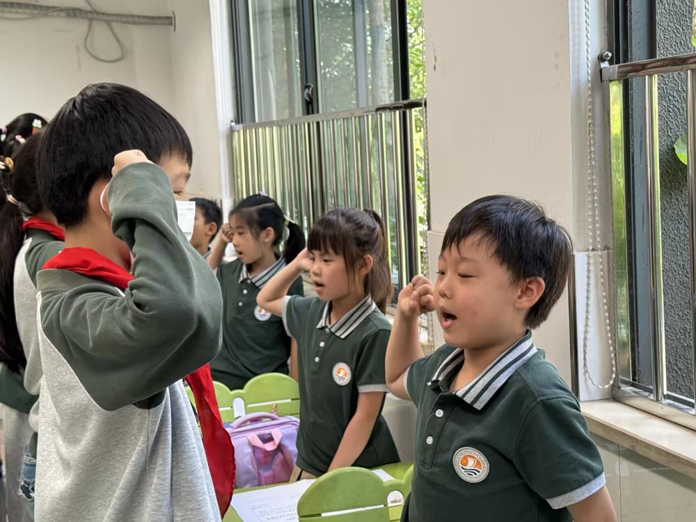 bac8cad242e24c94a3cdeadbef2aec19.jpg